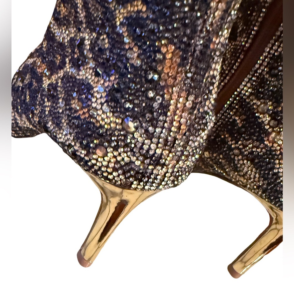 Betsey Johnson NWT Stunning Leopard Print Rhinestone Embellished Boots (SH278) - Picture 4 of 11